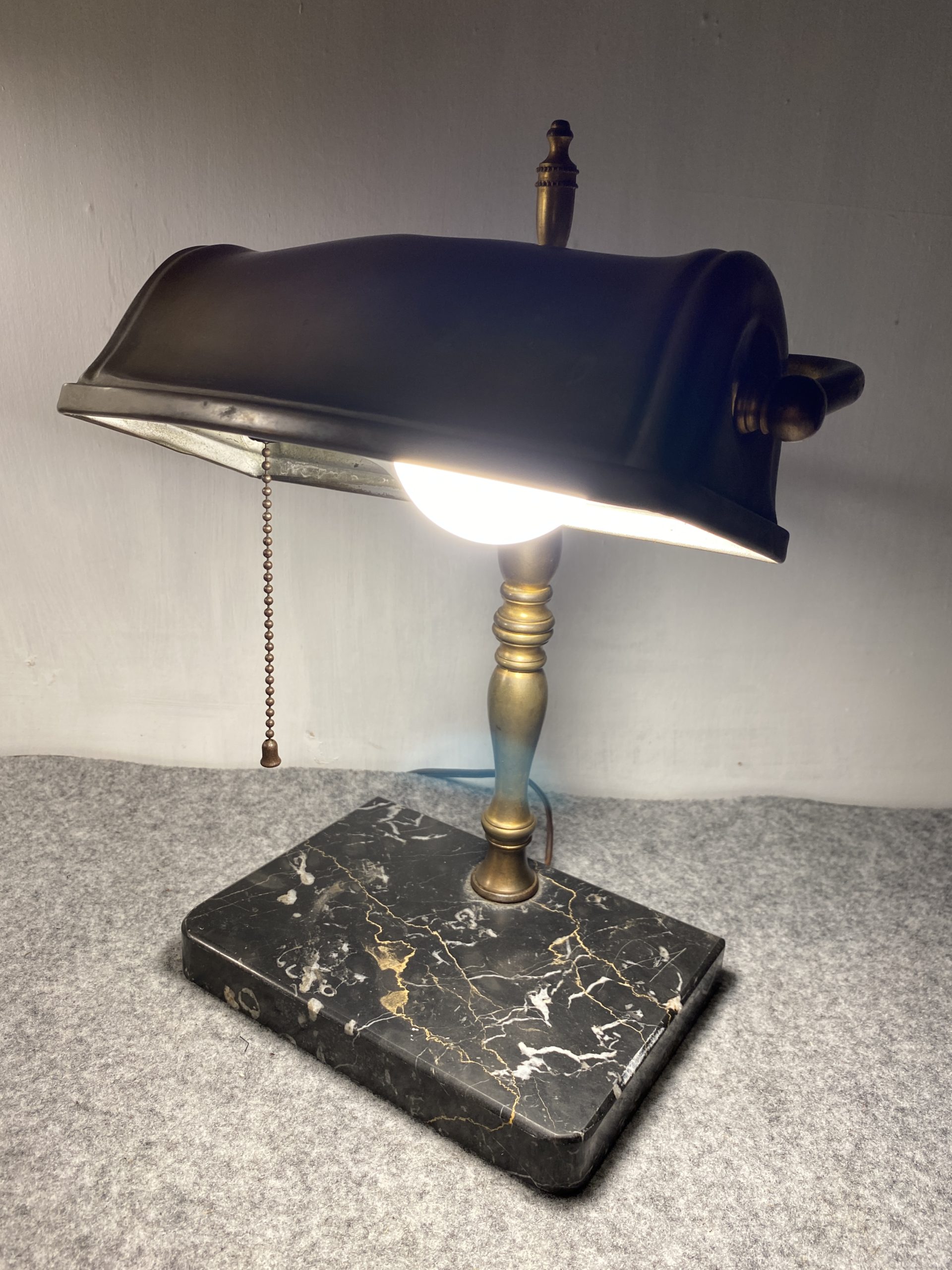 1950s デスクライト ランプ バンカーズランプ 大理石 | 京都アンティーク・ビンテージ家具・古着・雑貨のお店 通販 | NITA ANTIQUES